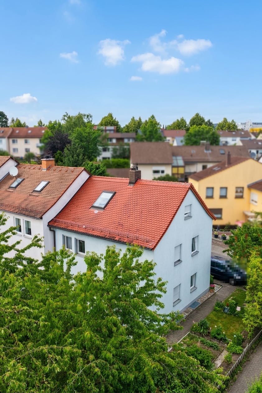 Reihenendhaus mit zusätzlichen Flächen im Dachgeschoss und vielseitigem Nutzungspotenzial in Fulda